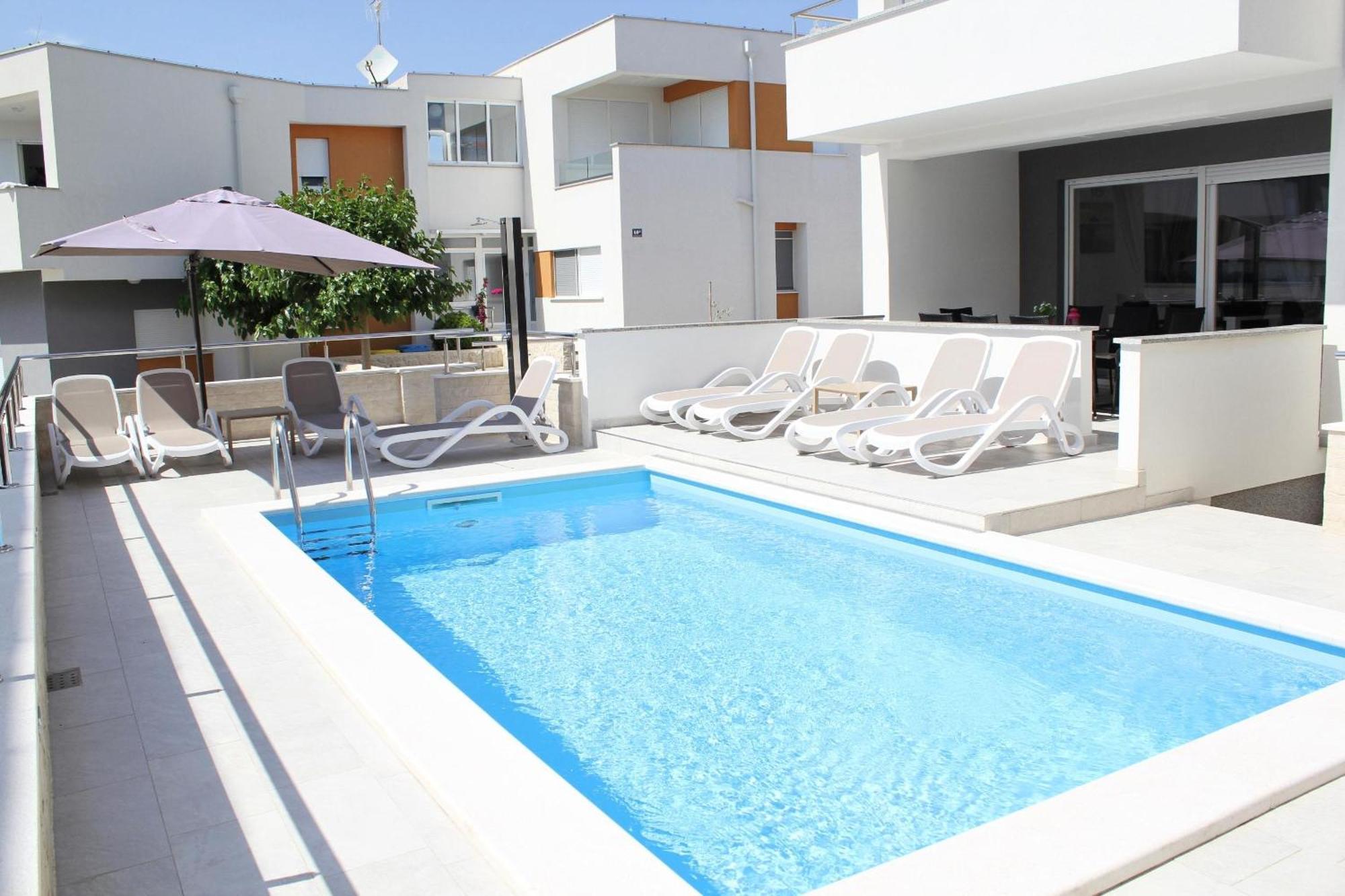 Villa Lumada Pool Apartments Novalja Exterior photo